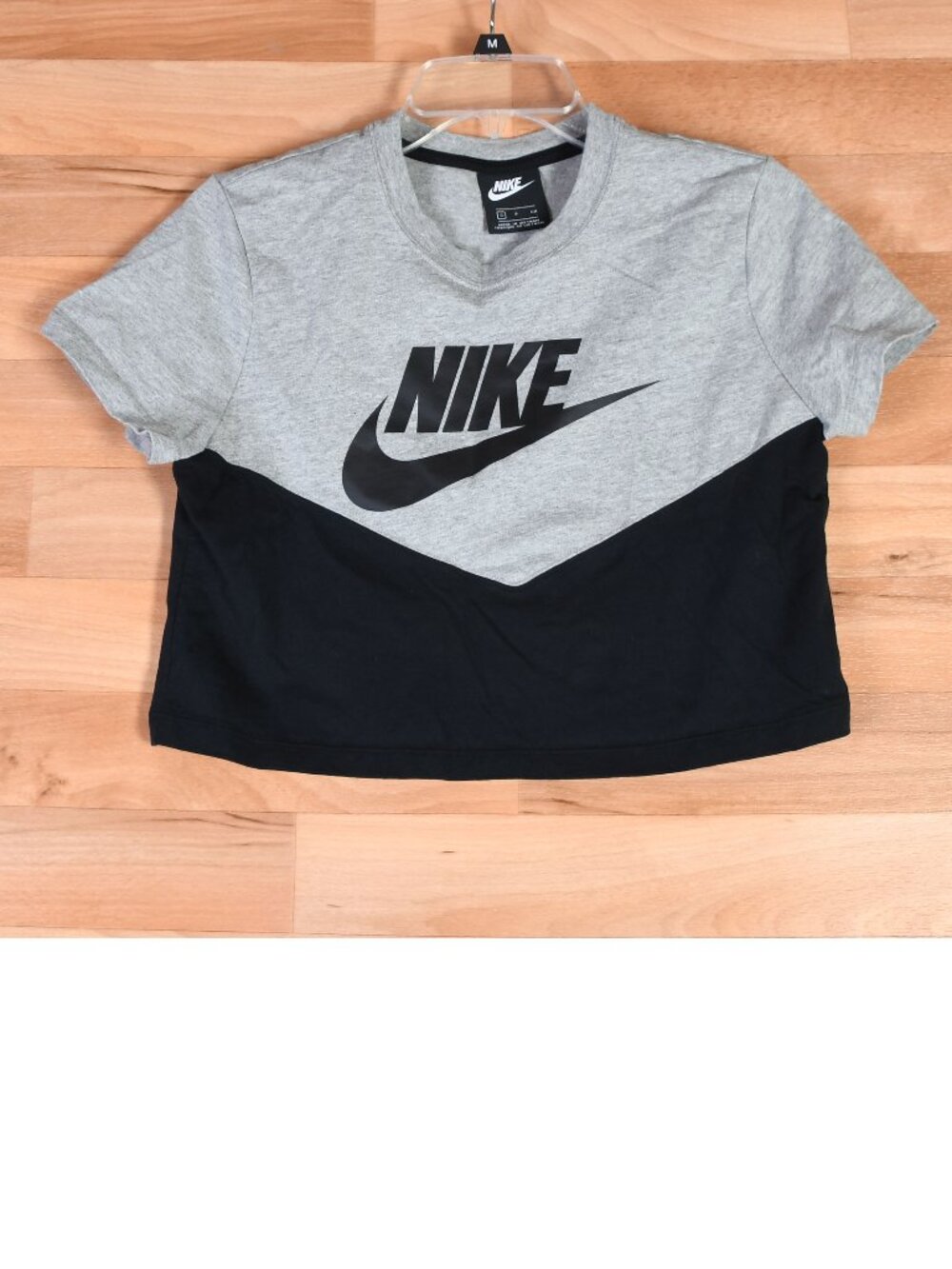 Nike Size Small (Gray and Black) Cropped T Shirt Graphic Logo Tee